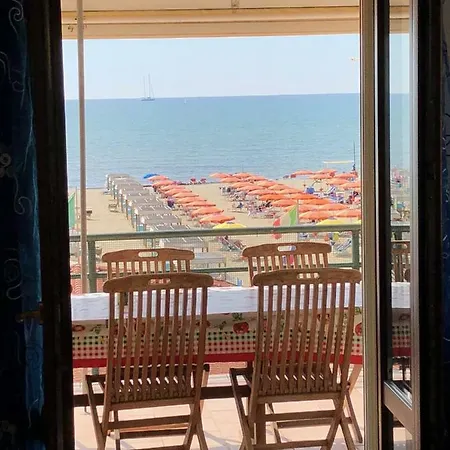 Apartmán Attico Sulla